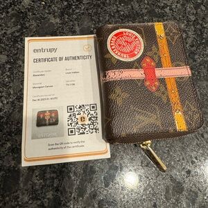 ☄️☄️ Louis Vuitton Summer Trunk Compact Wallet/ Card Case. ☄️☄️